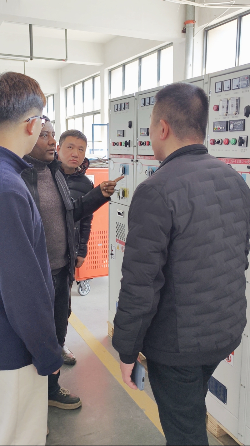 EEU నిపుణులు 20 సెట్ల సబ్‌స్టేషన్ల ప్రోగ్రామ్ కోసం కెక్సన్‌ను సందర్శించారు